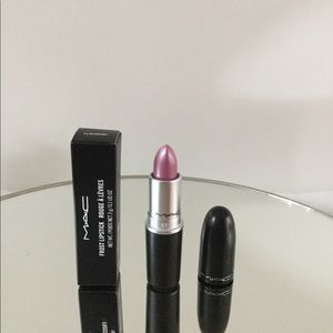 MAC Frost Lipstick